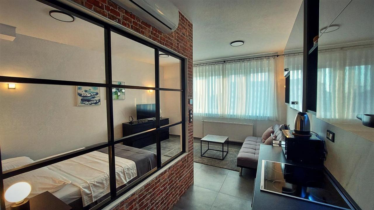 Apartments Square ザグレブ エクステリア 写真